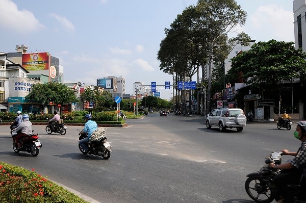 Đường Trường Sơn, Quận Tân Bình (cửa ngõ Sân bay Tân Sơn Nhất)