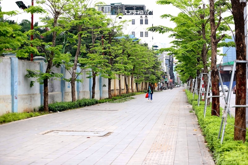 Người dân được khuyến cáo ở trong nhà và chỉ ra ngoài khi thực sự cần thiết như mua nhu yếu phẩm.