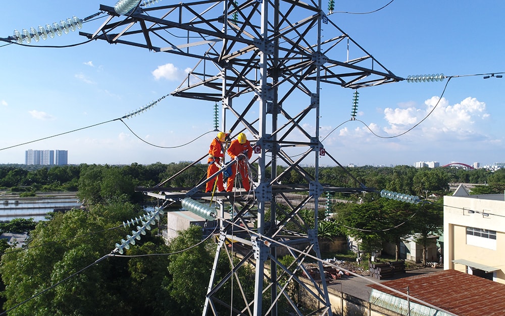 EVN yêu cầu các đơn vị là vừa phòng chống dịch, vừa đảm bảo sản xuất kinh doanh và đầu tư xây dựng 