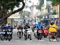 [COVID-19] Đề xuất chỉ tiếp tục cách ly xã hội với các địa phương có nguy cơ cao