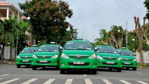 Từ ngày 23/4, TP. HCM cho phép taxi, xe công nghệ được hoạt động trở lại.