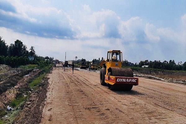 Sự chậm trễ về phương án đầu, là một trong những nguyên nhân khiến các chuyên gia kinh tế, đại biểu quốc hội lo ngại về độ khả thi trong quá trình thực hiện kết nối tuyến về sự đồng bộ đối với dự án cao tốc Mỹ Thuận – Cần Thơ.