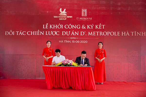 Lễ ký kết đối tác chiến lược D'. Metropole Hà Tĩnh giữa Tân Hoàng Minh và DELTA-V