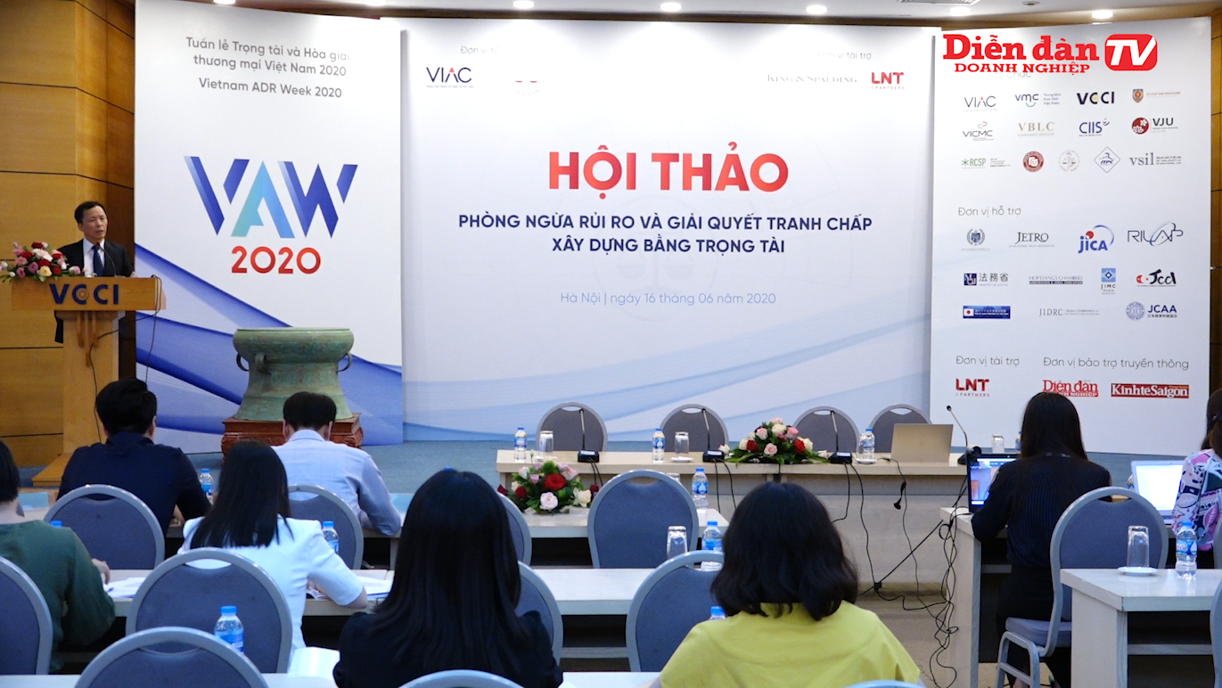 Hội thảo Phòng ngừa rủi ro và giải quyết tranh chấp xây dựng bằng trọng tài thu hút sự quan tâm rất lớn của dư luận.