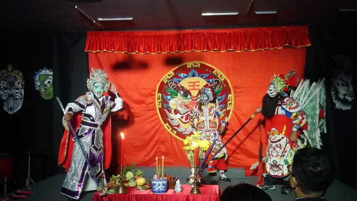 Buổi biểu diễn “The Art of Hát Bội” ở SIHUB với sự tham gia của các diễn viên có thâm niên trong nghề.