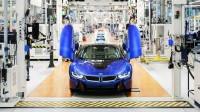 Xuất xưởng BMW i8 cuối cùng - Tạm biệt biểu tượng một thời khiến đại gia Việt mê mệt