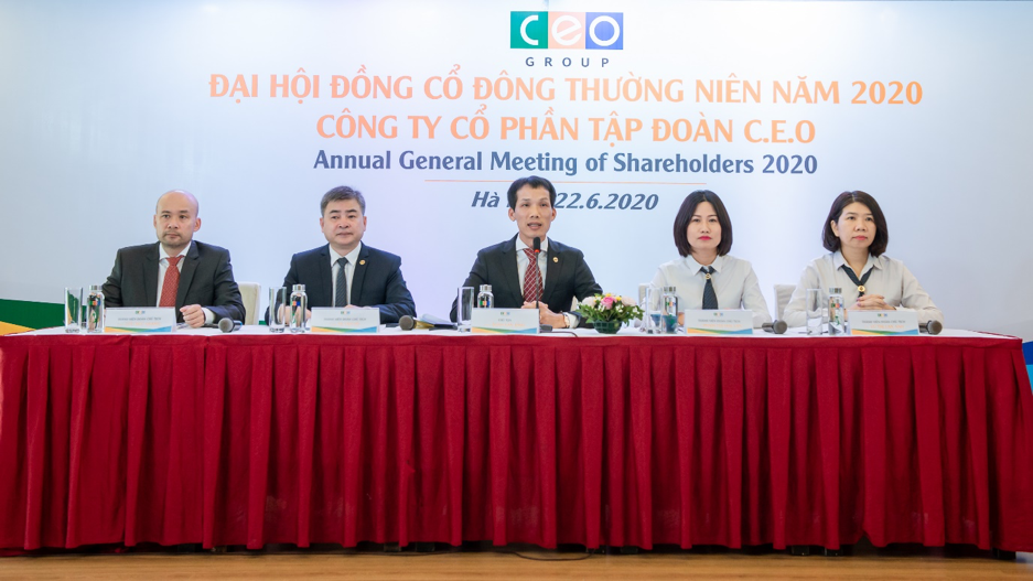 Đoàn Chủ tịch ĐHĐCĐ thường niên Tập đoàn CEO năm 2020