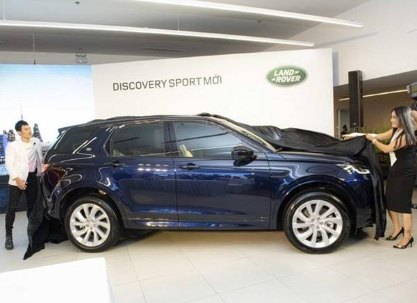 Land Rover – Discovery Sport mới, một mẫu xe gia đình lý tưởng cho mọi địa hình.