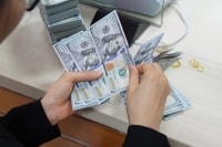 Tỷ giá USD hôm nay 29/6: USD tăng nhẹ trước lo ngại làn sóng COVID-19 thứ hai