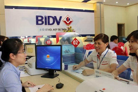 Nhiều phần quà tặng khách hàng 