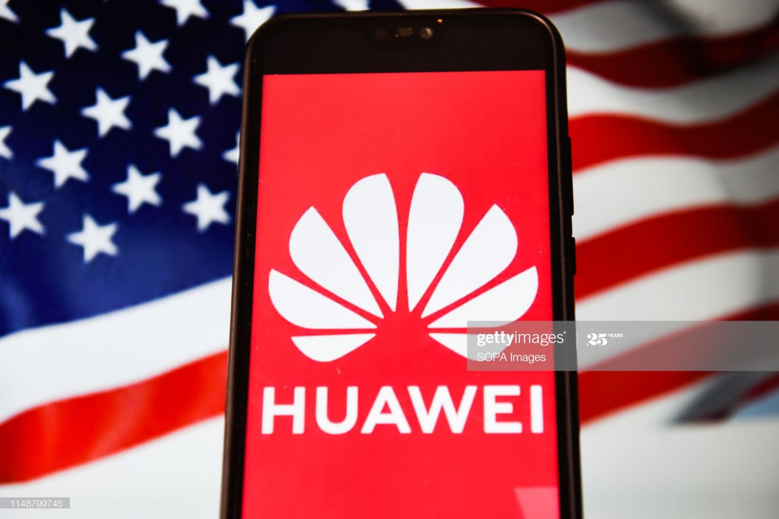 Mới đây nhất, Huawei đã bị loại bỏ khỏi hạ tầng phát triển 5G của Anh