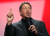 Tỉ phú Larry Ellison: Bạn sẽ thay đổi thế giới, cũng giống như thế giới sẽ thay đổi bạn