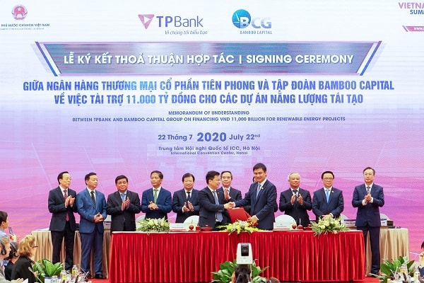 Ngân hàng TMCP Tiên Phong (TPBank) và Tập đoàn Bamboo Capital (BCG) đã ký kết thỏa thuận hợp tác về việc tài trợ 11.000 tỷ đồng cho các dự án năng lượng tái tạo (NLTT) trong vòng 2 năm.