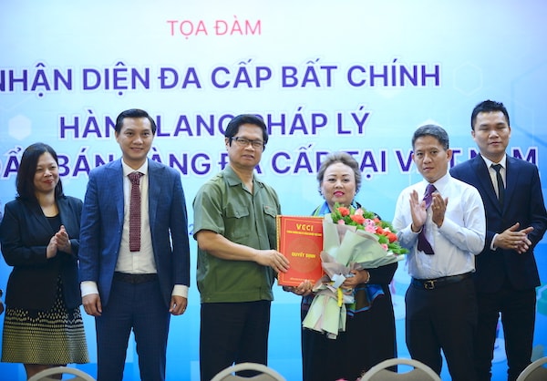 Chứng nhận hội viên chính thức của VCCI