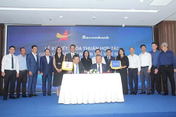 Hội DNT Việt Nam ký kết hợp cùng Sacombank, tăng cường các giải pháp thiết thực hỗ trợ hội viên doanh nghiệp