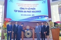 Cổ phiếu APH tăng kịch trần phiên chào sàn