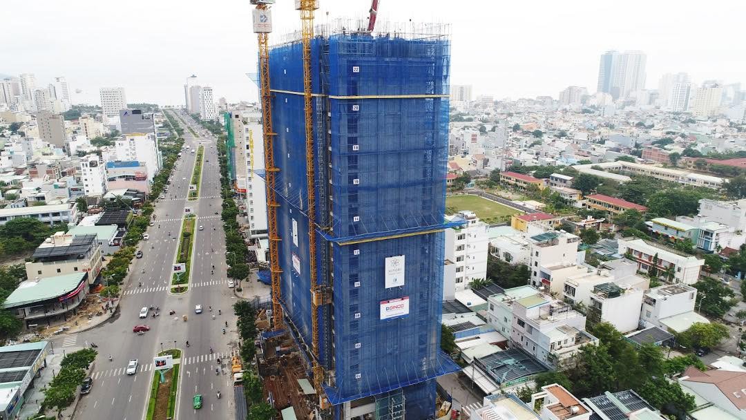 Khu căn hộ cao cấp Hiyori Garden Tower được Tập đoàn Danh Khôi mua lại từ việc thâu tóm 100% nguồn vốn từ Công ty TNHH MTV Đầu tư Sun Frontier.