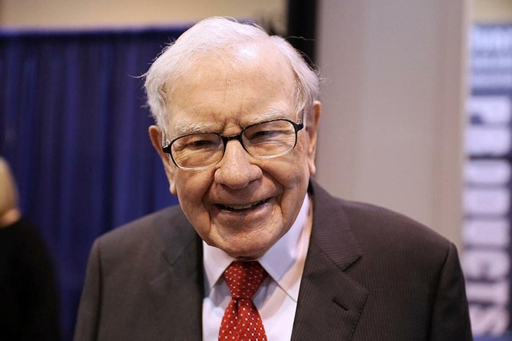 Warren Buffett - Chủ tịch & CEO, Berkshire Hathaway - 