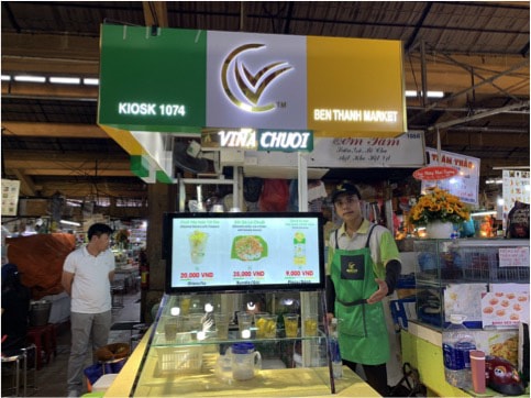 Gian hàng của Vina Chuối tại chợ Bến Thành