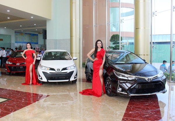 Showroom ô tô DNC kinh doanh tất cả các loại xe, trong đó có xe điện do DNC sản xuất.