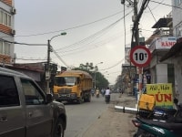 Đan Phượng (Hà Nội): Tỉnh lộ 422 “oằn mình” vì vấn nạn quá khổ - quá tải