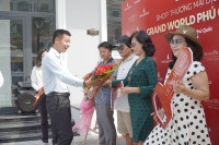 Chính thức bàn giao shop thương mại, nhà đầu tư Grand World Phú Quốc kì vọng thu lời sớm