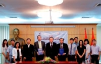 Sữa Cô Gái Hà Lan phát triển kinh doanh cùng tạo lập giá trị chung cho cộng đồng