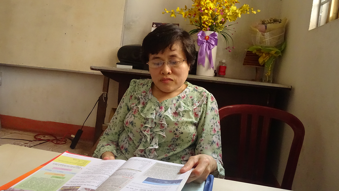 Di chứng của chất độc da cam khiến ngoại hình của chị Lan Anh bị ảnh hưởng. 