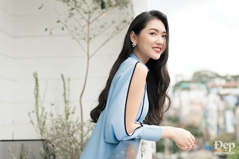 Chloe Nguyễn tên thật là Nguyễn Cao Quỳnh Anh đang là một Beauty Blogger nổi tiếng cả trong và ngoài nước