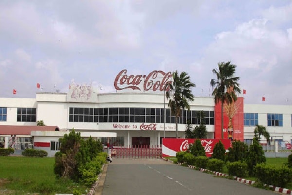 Tổng cục Thuế ra quyết định truy thu 471 tỉ đồng tiền thuế của Coca-Cola Việt Nam gồm thuế GTGT hơn 60 tỉ đồng, thuế thu nhập doanh nghiệp hơn 359 tỉ đồng, thuế nộp thay nhà thầu nước ngoài gần 52 tỉ đồng.