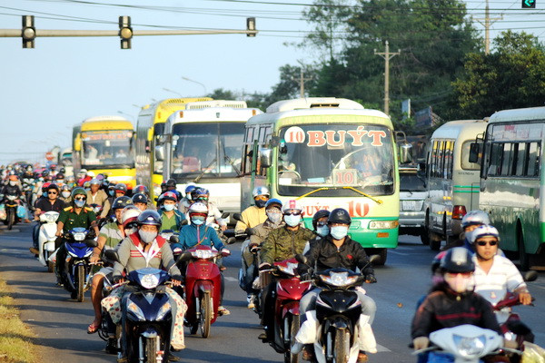 ở nhiều nước, việc cấp CMND, hộ chiếu hay thẻ an sinh xã hội thường thuộc một cơ quan hành chính chuyên trách, công an không làm.