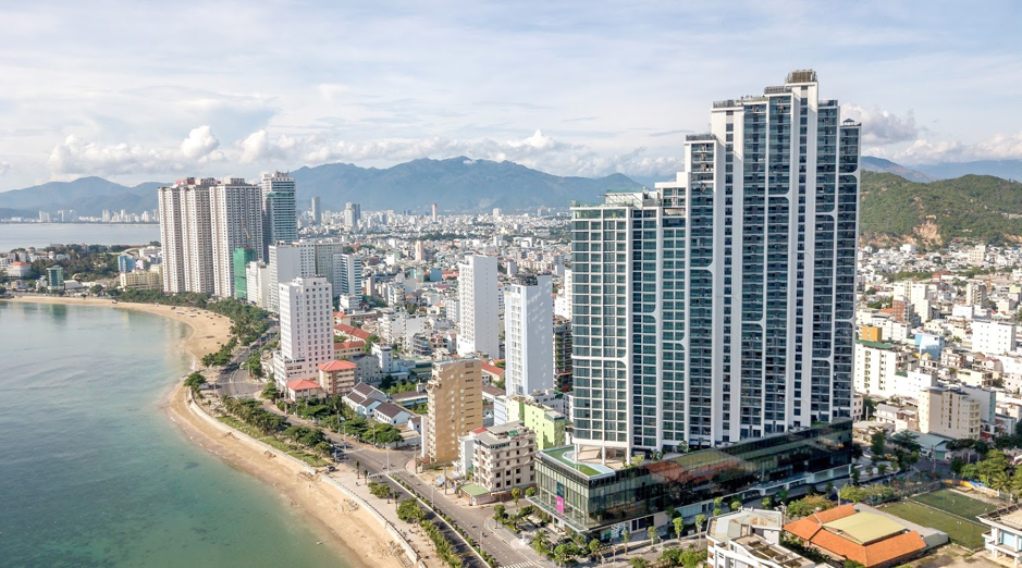 Dự án Scenia Bay Nha Trang sở hữu vị trí đắc địa và kiến trúc độc đáo hàng đầu châu Á. Đây là một trong những thành công tiêu biểu và nổi bật của Nam Tiến Lào Cai ở lĩnh vực bất động sản