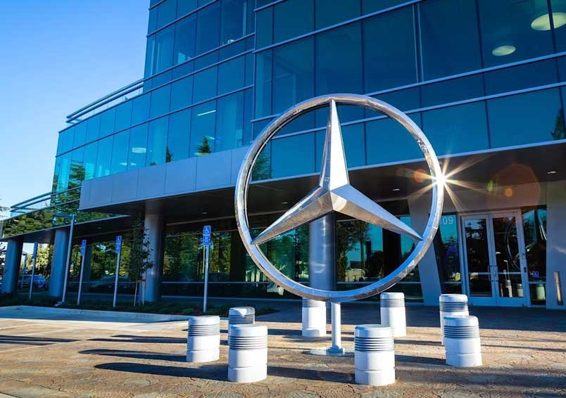 Mercedes-Benz thương hiệu xe nổi tiếng và được ưu chuộng trên toàn thế giới.