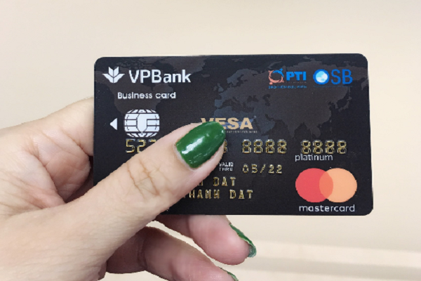  Chủ thẻ VPBank MasterCard – VPBiz sẽ nhận được giá trị khuyến mại tương đương 2,3 triệu đồng vào tài khoản từ AWS khi đăng ký thành công dịch vụ.