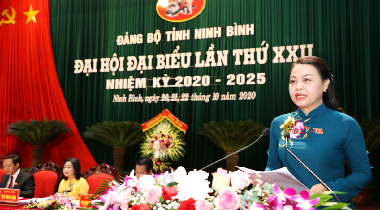 Đồng chí Nguyễn Thị Thu Hà, UVT.Ư Đảng, Bí thư Tỉnh ủy nhiệm kỳ 2015-2020, Trưởng Đoàn ĐBQH tỉnh được tín nhiệm bầu giữ chức vụ Bí thư Tỉnh ủy khóa XXII, nhiệm kỳ 2020-2025.