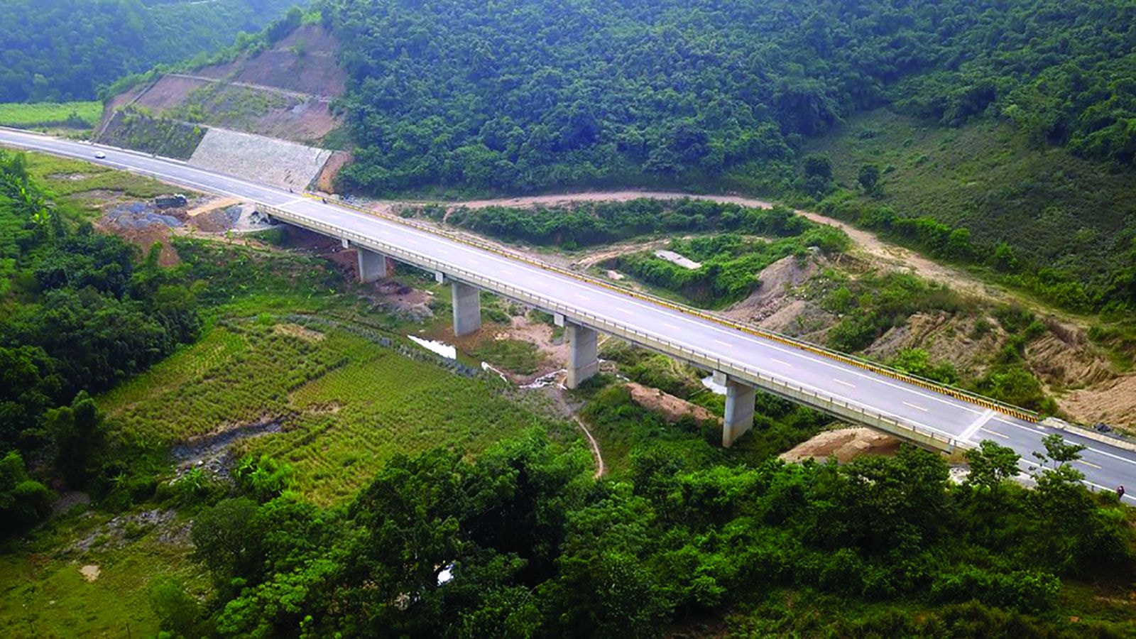 Hoà Bình đồng hành cùng doanh nghiệp trong đào tạo nâng cao chất lượng nguồn nhân lực, liên kết thị trường… hướng đến hoàn thiện hạ tầng thương mại theo hướng văn minh, hiện đại.