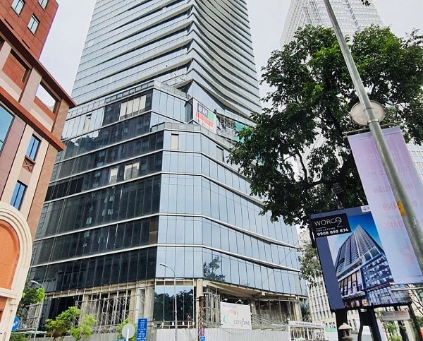 Dự án Khách sạn Hilton Saigon đang trong quá trình hoàn thiện.