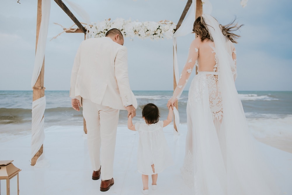 Đám cưới bên bãi biển - JW Marriott Phu Quoc Emerald Bay Resort (2)