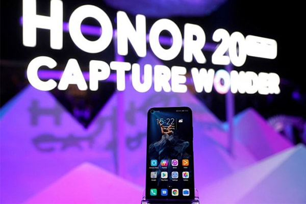 Honor chính thức tách khỏi Huawei.