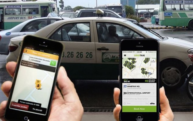 Các hiệp hội cho rằng hoạt động của Grab vướng nhiều sai phạm theo Nghị định 10 có hiệu lực từ ngày 1/4, đồng thời các vấn đề về giá cước.