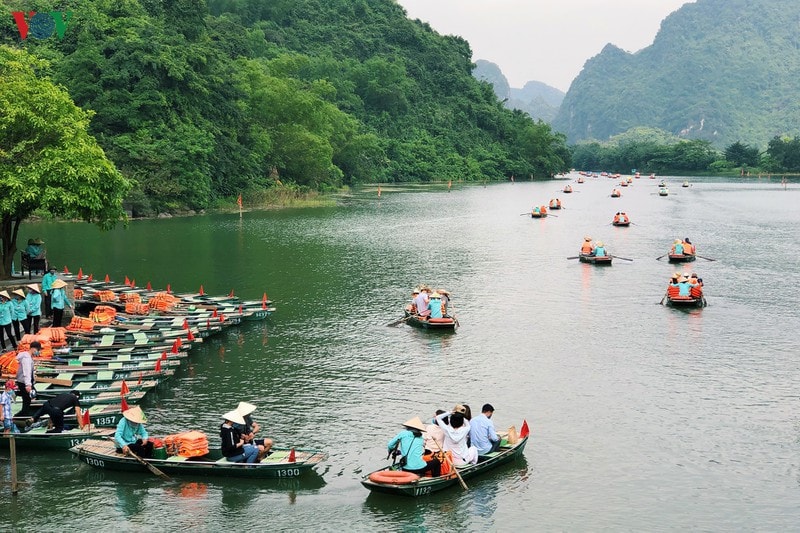 Thị trường nội địa là một nền tảng quan trọng giúp cho ngành du lịch có thể tồn tại và giữ công ăn việc làm của nhiều lao động. 