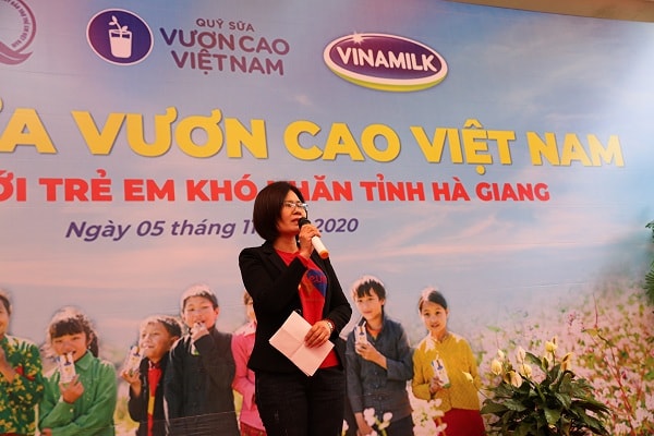 Bà Nguyễn Thị Hà, Phó Giám đốc Quỹ Bảo trợ Trẻ em tỉnh Hà Giang mong ước Quỹ sữa “Vươn cao Việt Nam” và Vinamilk luôn gắn bó và hỗ trợ trẻ em vùng cao Hà Giang. 