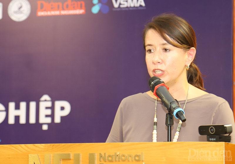 Bà Diana Torres - Quản lý dự án Fair Biz project – UNDP chia sẻ