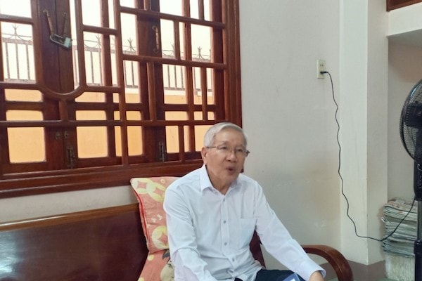 ông Đinh Trung – nguyên Bí thư Tỉnh uỷ Bình Thuận, cho rằng: Cần rà lại luật đất đai 2013, đối chiếu với thực tế các dự án mới khẳng định được khi nào cần đấu giá, cái nào không đấu giá. Bởi theo ông Trung, nếu không làm kỹ, nguy cơ thất thu là có.