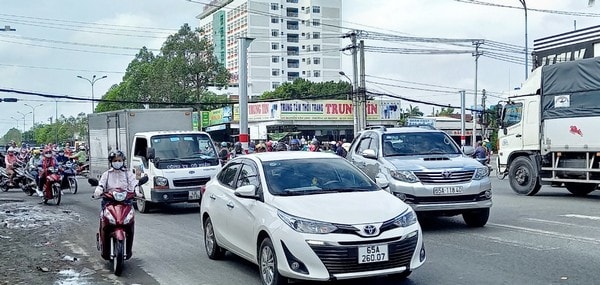 Việc nâng cấp mở rộng giao thông khu vực lân cận sẽ góp phần kéo giãn mật độ giao thông cho khu vực trung tâm.