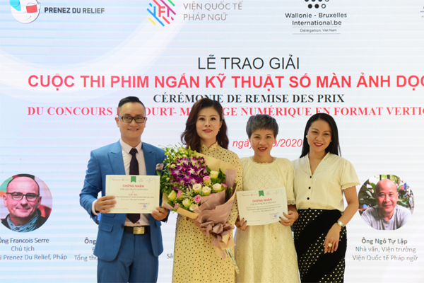 Tác giả Trần Anh Thư với tác phẩm đạt giải Ba.