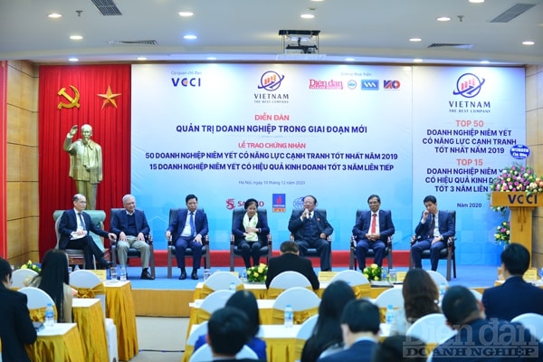 Diễn đàn quản trị Doanh nghiệp trong giai đoạn mới do Tạp chí Diễn đàn Doanh nghiệp tổ chức ngày 10/12.