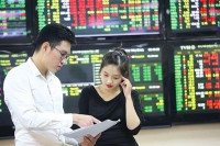 VN-Index cán mốc 1.000 điểm