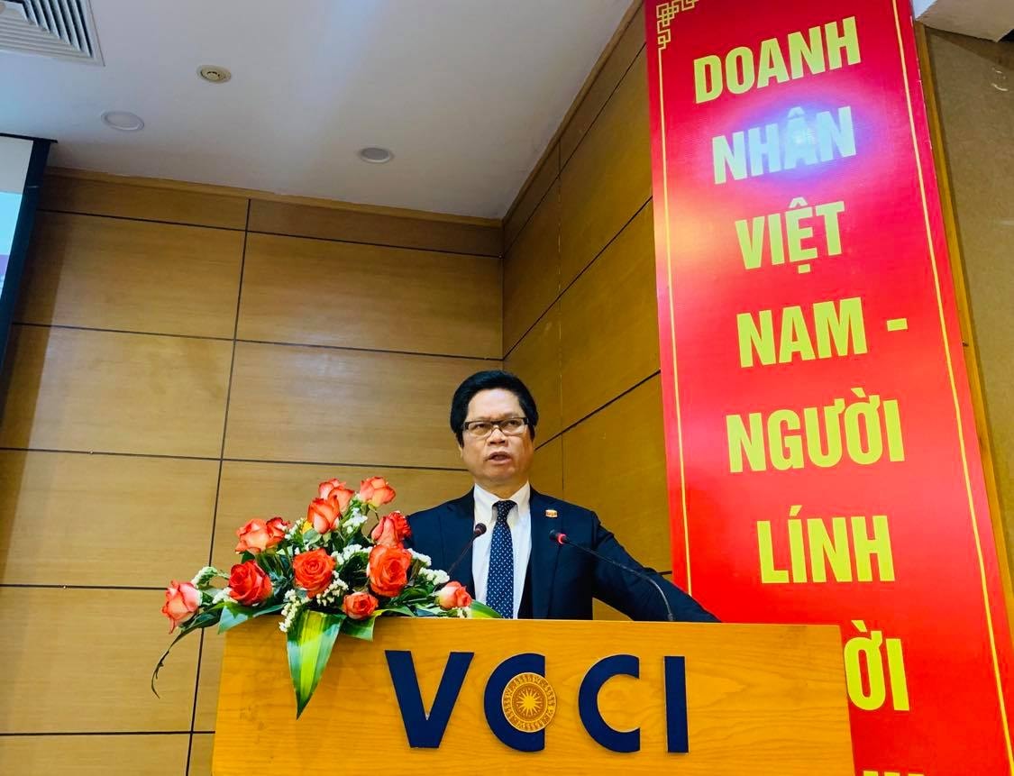 TS Vũ Tiến Lộc, Chủ tịch Phòng Thương mại và Công nghiệp Việt Nam.