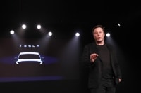 Vì sao Tesla có thể 